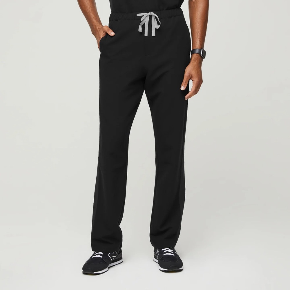 9 - Pairs of Fig & Jaanuu Men’s Scrub Pants Large